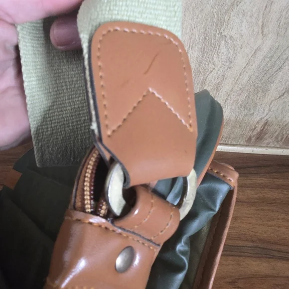 VTG Diane Von Furstenberg Green Tan Military Field Messenger Bag - Picture 10 of 12